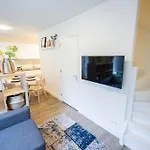 Magnificent Two Bedroom - Sd23m *