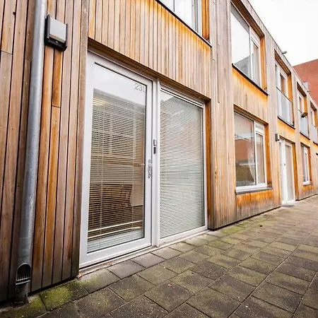 Magnificent Two Bedroom - Sd23m *