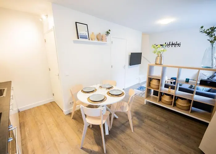 Magnificent Two Bedroom - Sd23m