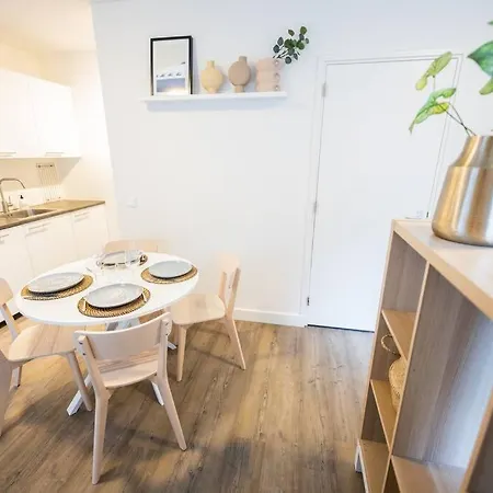 Magnificent Two Bedroom - Sd23m Apartment *