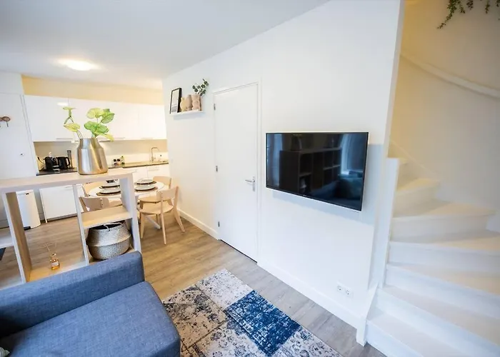 Magnificent Two Bedroom - Sd23m *