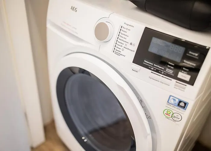 Magnificent Two Bedroom - Sd23m Apartment